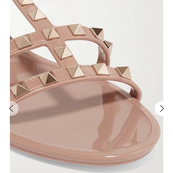 Authentic Valentino Rockstud Sandals in Blush - Picture 3 of 9